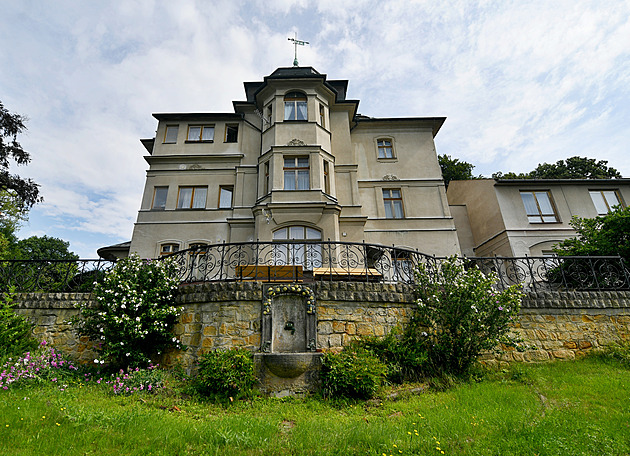 Budova dtského domova v eské Kamenici.