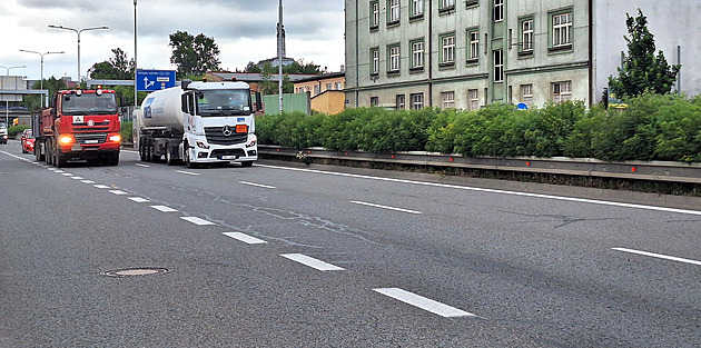Další dopravní svízel v Ostravě. Začne se opravovat dálniční přivaděč
