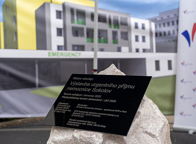 Výstavba urgentního píjmu Nemocnice Sokolov zaala ve tvrtek.