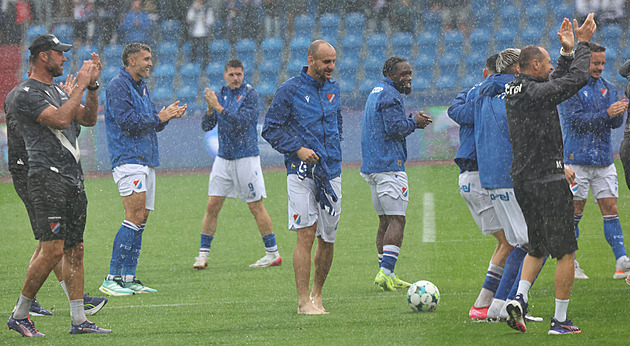 Utkání Baníku s Teplicemi se kvůli silnému dešti nedohrálo, domácí vedli 1:0