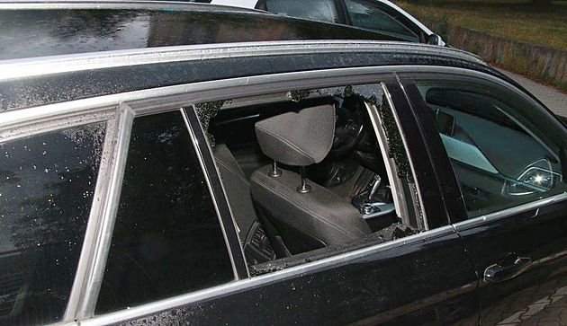 Jedno z aut, které si v Olomouci vyhlédl zlodj stojící za sérií více ne...