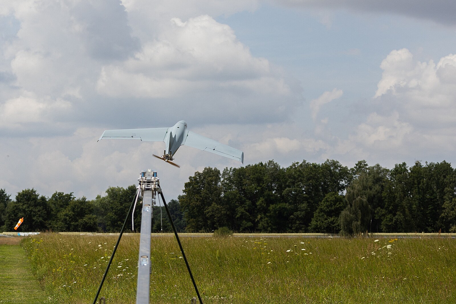 Ukrajina masivně zaútočila drony na Moskvu, na jihu Ruska zasáhla zásobník ropy