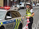 Policie uzavela kiovatku Lazarsk v centru Prahy, kvli anonymovi, kter v...