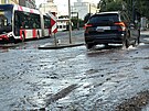 Havrie vody pokodila komunikaci u adu mstsk sti Praha 8. (29. ervence...