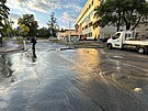 Havrie vody pokodila komunikaci u adu mstsk sti Praha 8. (29. ervence...