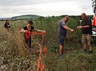 Na pomoc mldti vyrazili nejen zvec ochrnci, ale i dobrovoln hasii a...