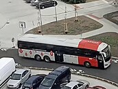 Opravená zatáčka v Mělníku děsí autobusáky. Aby se vytočili, musí do protisměru
