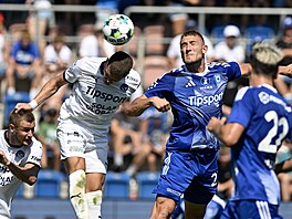 Momentka ze zápasu Slovácka s Olomoucí.