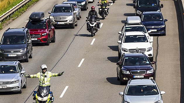 Po konci MotoGP je provoz na dlnici D1 velmi hust. (20. ervence 2025)