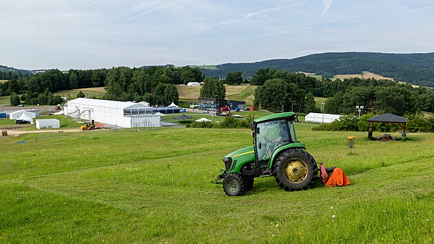 Stany, pdia, ale i mobiln toalety. Veseck arel v Liberci se promuje v djit festivalu Bentsk! s Impulsem. (23. ervence 2025)