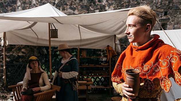 Na hrad Trosky se konala akce pro fanouky Kingdom Come: Deliverance II. Na fotce je pedstavitel mladho lechtice Ptka.(19. 7. 2025)