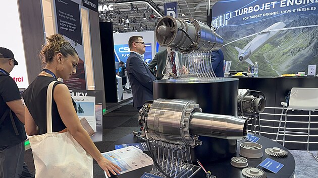 Na pa��sk�m veletrhu budil nov� motor z d�lny PBS Group velk� z�jem n�v�t�vn�k�. (24. �ervence 2025)