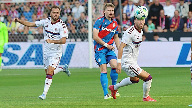 Plze�sk� z�lo�n�k Pavel �ulc sleduje m�� v utk�n� se Servette FC.