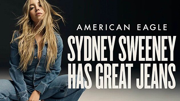 Hereka Sydney Sweeney v nov reklamn kampani odvn znaky American Eagle. Kampa nese nzev Sydney Sweeney m skvl dny a jej soust je 3D instalace na newyorskm Times Square. (23. ervence 2025)