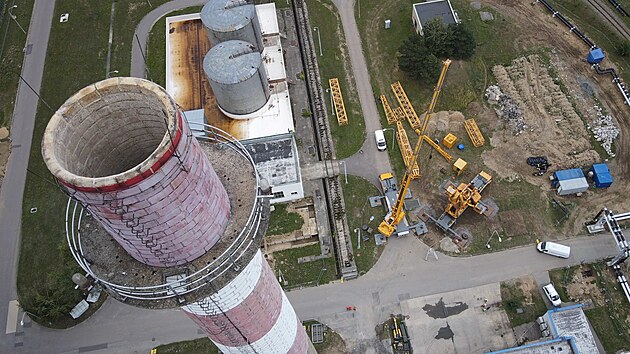 Stometrov komn v dukovansk elektrrn u dvno doslouil. Nyn piel as na jeho demolici.