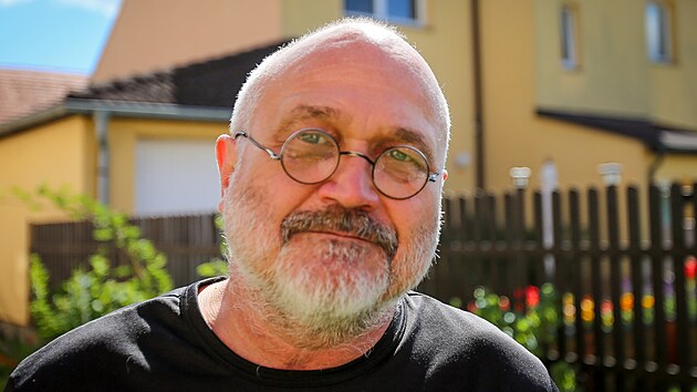 Historik a fotograf Ivo Hajn se zabv histori prmyslu v jinch echch. Mimo jin i o konspeku.