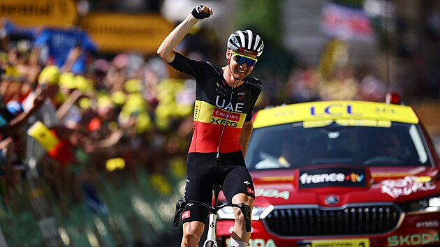 Tim Wellens slaví výhru v 15. etap� Tour de France.