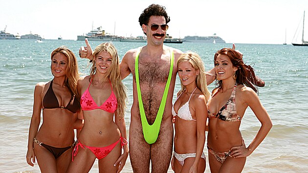 Sacha Baron Cohen v roce 2006 pi promovn filmu Borat