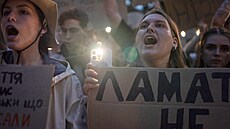 Kyjev. Protesty proti novému zákonu, který omezuje nezávislost protikorup�ní...