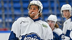 Úto�ník Kristián Pospí�il na prvním tréninku Komety Brno na led� v nové sezon�....