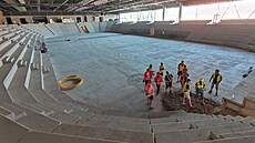 Práce jde d�lník�m p�kn� od ruky, tudí� se realita u� pomalu, ale jist� za�íná...