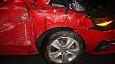 Detail na poniené auto