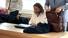 Ob�alovaný bývalý místostarosta Lovosic Miroslav Závada u Vrchního soudu v...