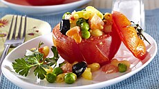 Zape�ená raj�ata s t�stovinami a hrá�kem