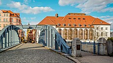 Jiho�eské divadlo stojí na b�ehu Mal�e v centru �eských Bud�jovic.