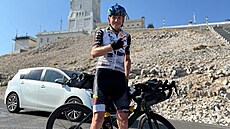 Cyklista Daniel Polman ujel pes 6000 kilometr dlouhou trasu Ultra Tour (25....
