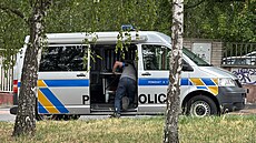Kriminalisté a policisté zasahují v pra�ské Kr�i kv�li podez�elému úmrtí osoby...