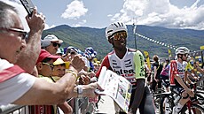 Eritrejec Biniam Girmay na startu 19. etapy Tour de France