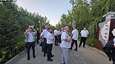 Z Prahy do Pekingu za ti týdny v historických vozech