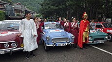 Z Prahy do Pekingu za ti týdny v historických vozech