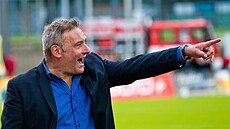25. 7. 2025, Viagem Ústí nad Labem - Vla�im, druhá liga. Domácí trenér...