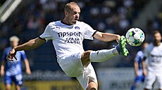 Vlastimil Daníek ze Slovácka v zápase s Olomoucí.