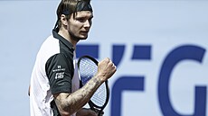 Tenista Alexander Bublik na turnaji ve �výcarsku.