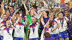 Fotbalistky Anglie slaví obhajobu titulu na Euru.