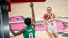 eská juniorka Marie Hamzová (vpravo) stílí na brazilský ko.