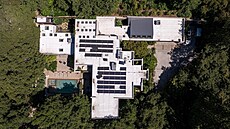 Slavná americká zpvaka Billie Eilish bydlí u dva roky v kalifornské La...