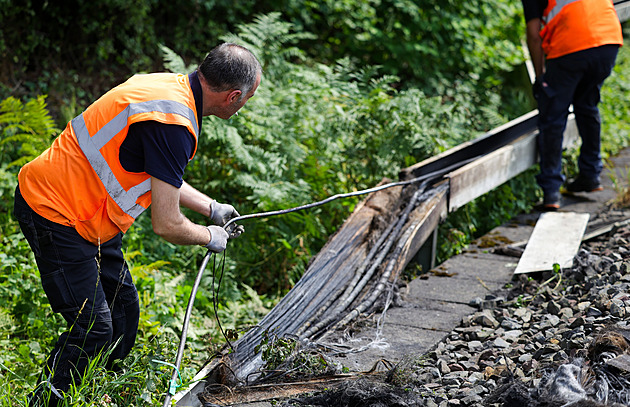 Železnici na západě Německa ochromil požár, podle policie šlo o sabotáž