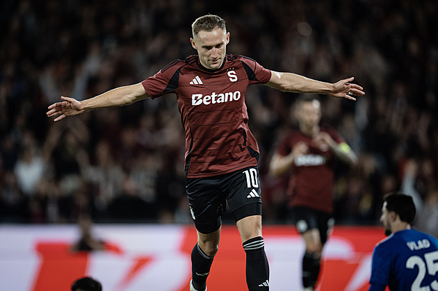 ONLINE: Pardubice - Sparta, rotace hostů. V základu Kofod, Kadeřábek i Rrahmani