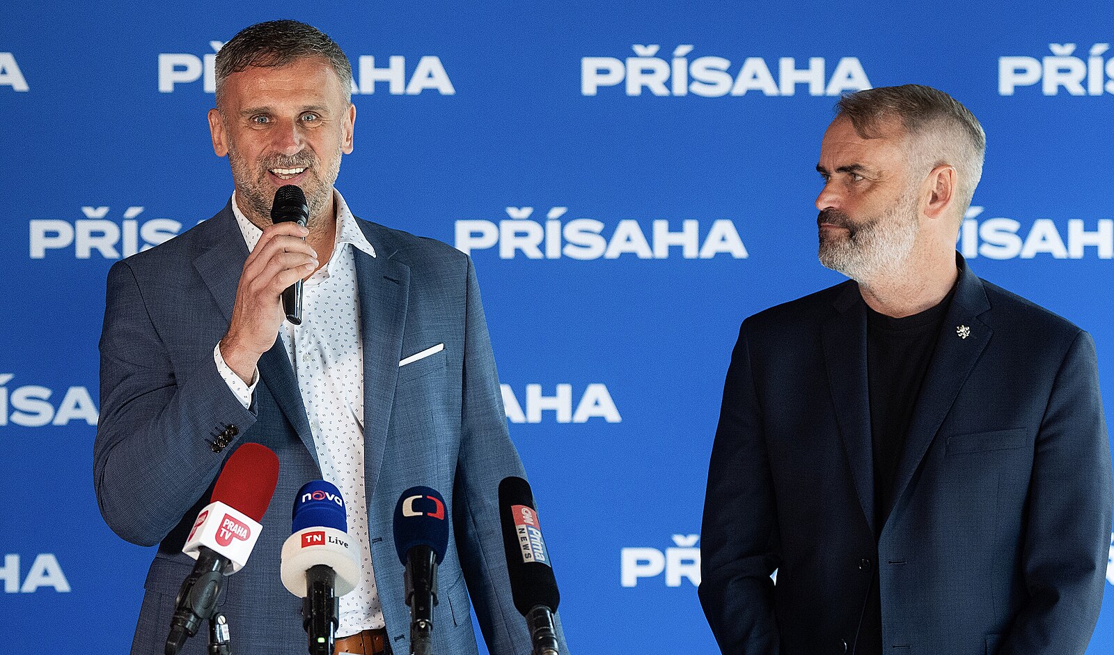 Za Šlachtovu Přísahu jdou do voleb dva exministři, bývalý hejtman i pivovarník