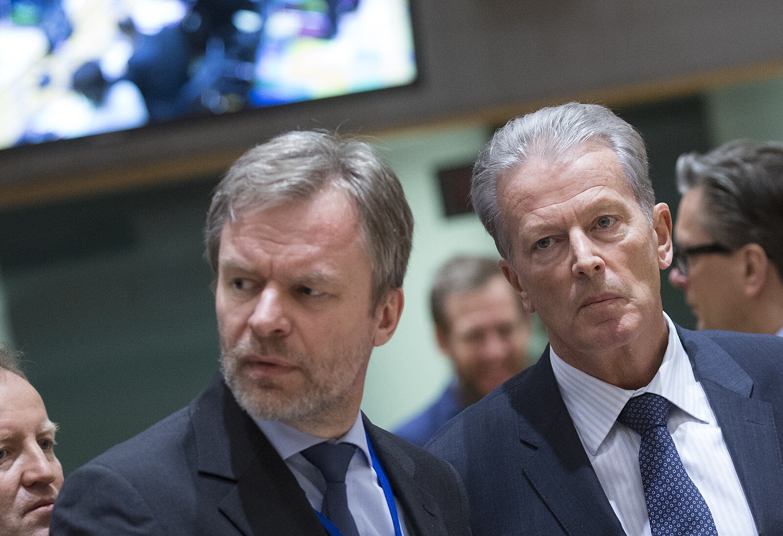 Rakouský vyslanec při EU rezignoval, viní ho ze sadomasochismu a ponižování žen