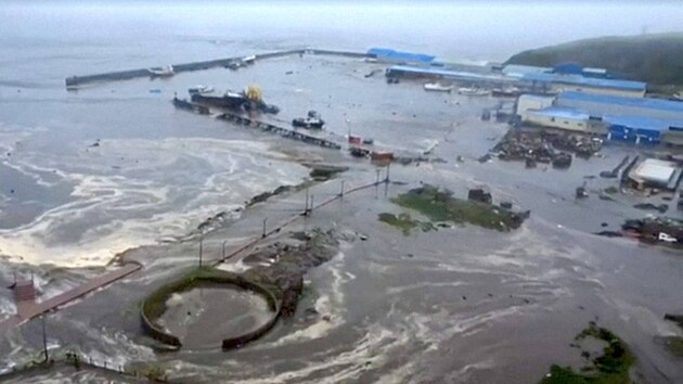 Oblast u pobe ruskho poloostrova Kamatka zashlo jedno z deseti nejsilnjch zemtesen men historie, vyvolalo vlnu tsunami. (30. ervence 2025)