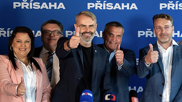 P�edseda P�ísahy Robert �lachta p�i p�edstavování kandidát� do voleb 2025. (31....