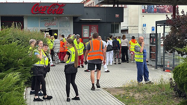 K poru stdae elektrick energie v eskobrodsk ulici vyjdli hasii. (30. ervence 2025)