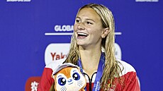 Kanaanka Summer McIntoshová po vítzném finále na MS v Singapuru.
