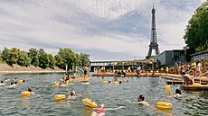 Pa�í� otev�ela Seinu plavc�m, t�i nová koupali�t� jsou p�ístupná zdarma. (30....