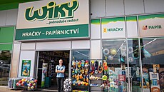 Ve Wiky nachystají celý �kolní nákup podle seznamu. A obalí i u�ebnice